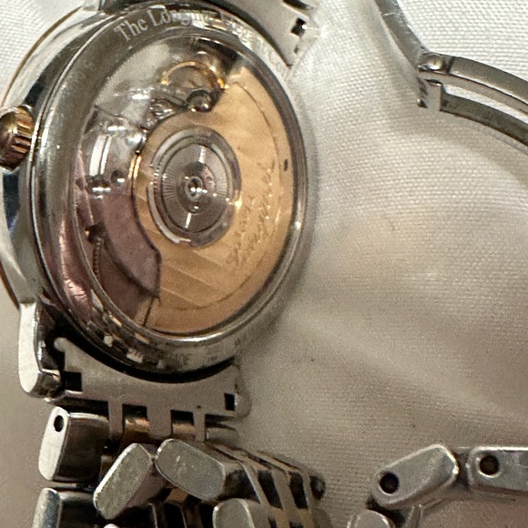 Women’s Longines 18k gold automatic 13 diamonds watch cards receipt 3200. - Picture 2 of 16